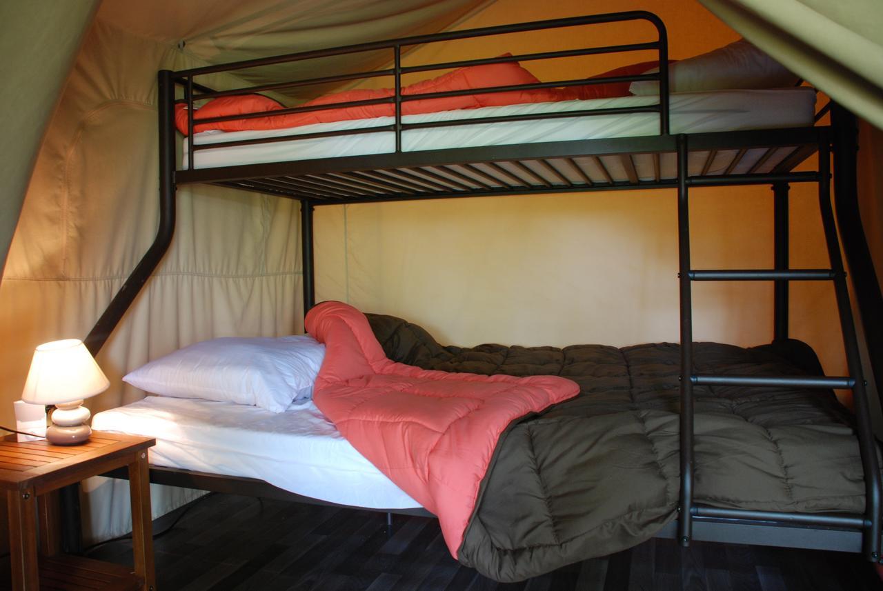 Camping Les Tournesols Sillé-le-Guillaume Exterior foto